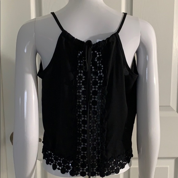 Monteau Crop Top With Crochet Detail - Picture 2 of 9